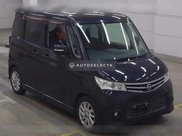 Nissan Roox 2011, auction grade R