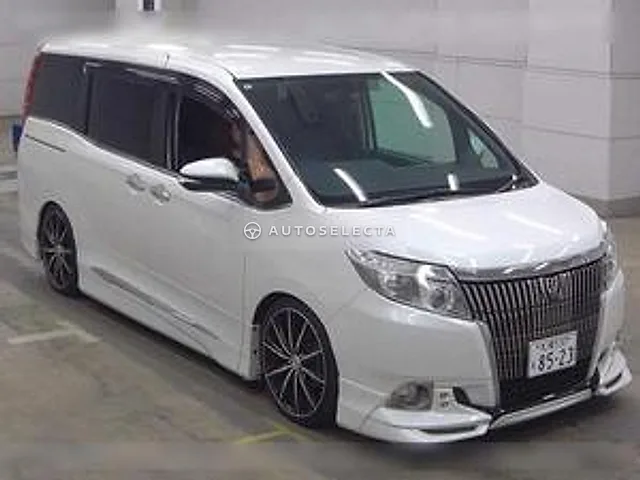 Toyota Esquire 2016, auction grade 4