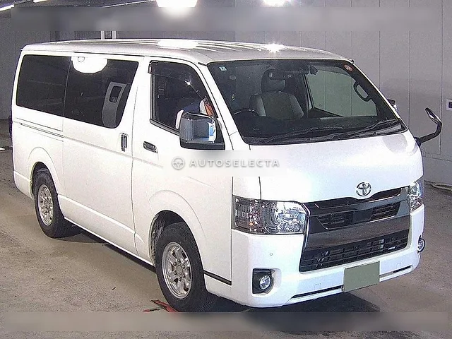 Toyota Hiace Van 2021, auction grade 3.5