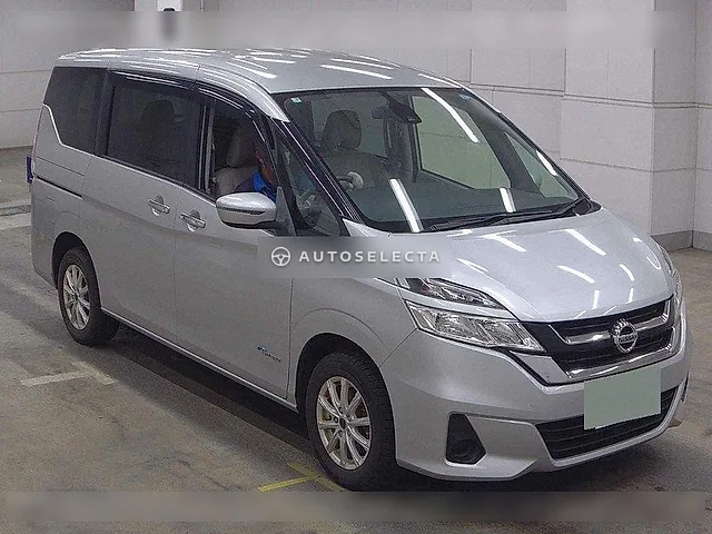 Nissan Serena 2016, auction grade 4