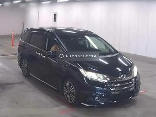 Honda Odyssey 2013, auction grade 4