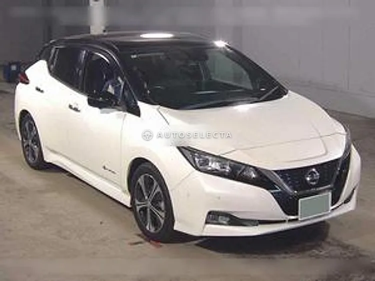 Nissan Leaf 2018, photo 1 of 1
