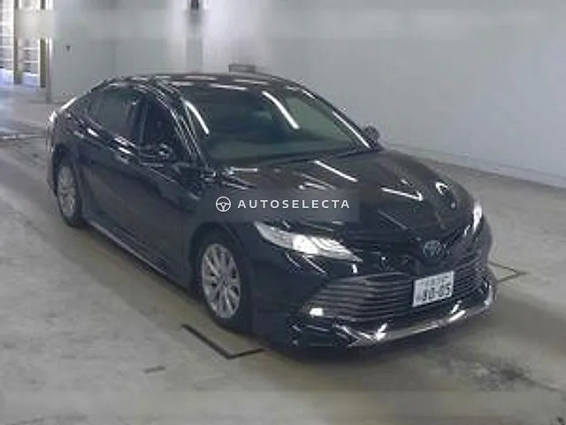 Toyota Camry 2017, auction grade 4.5