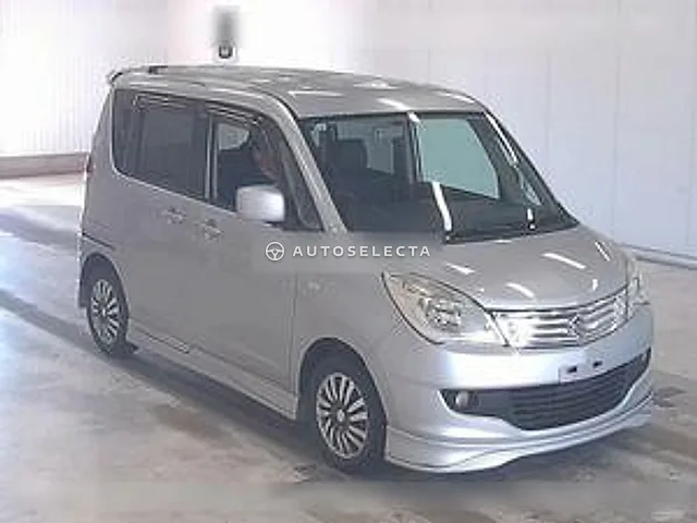 Suzuki Solio 2011, auction grade 3.5
