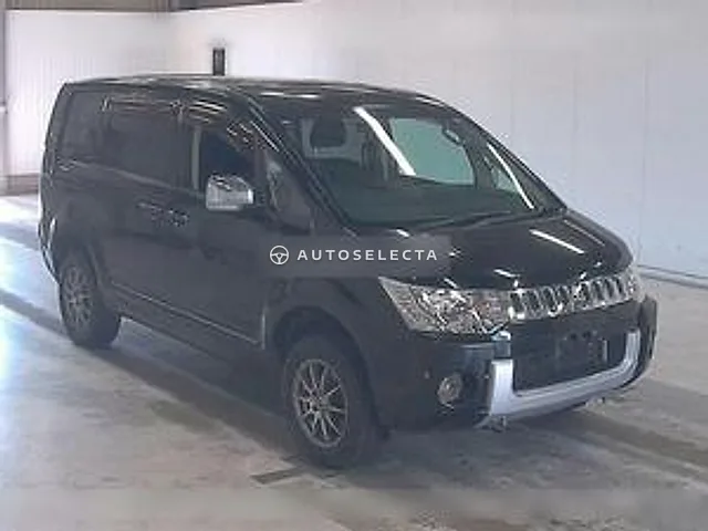 Mitsubishi Delica D:5 2010