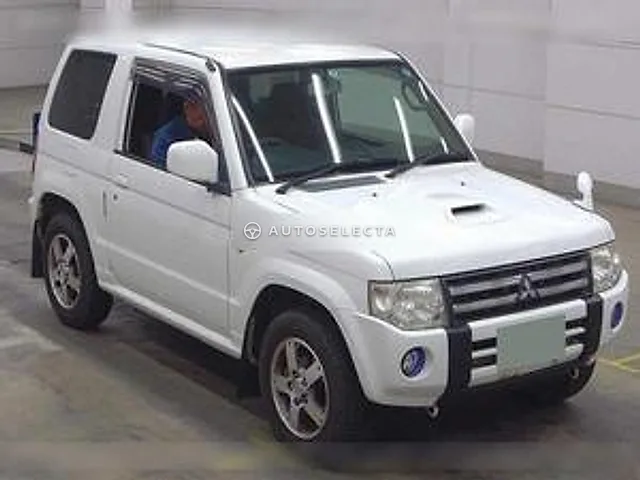 Mitsubishi Pajero Mini 2009, auction grade 3