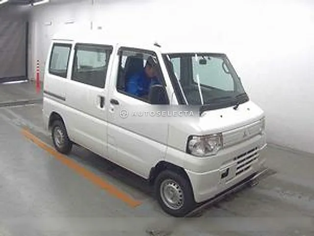 Mitsubishi Minicab MiEV 2018, auction grade 4.5