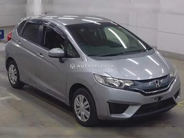 Honda Fit 2015, auction grade 4