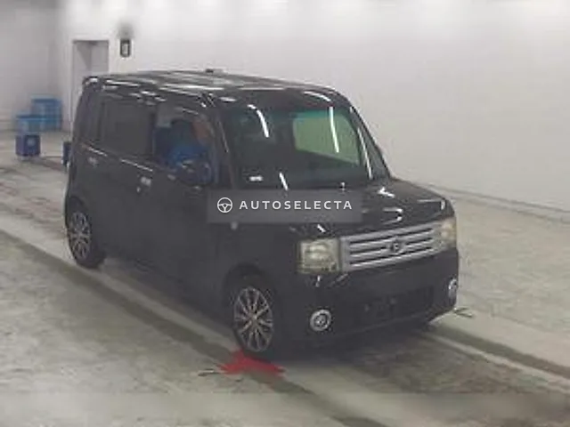Daihatsu Move Conte 2015