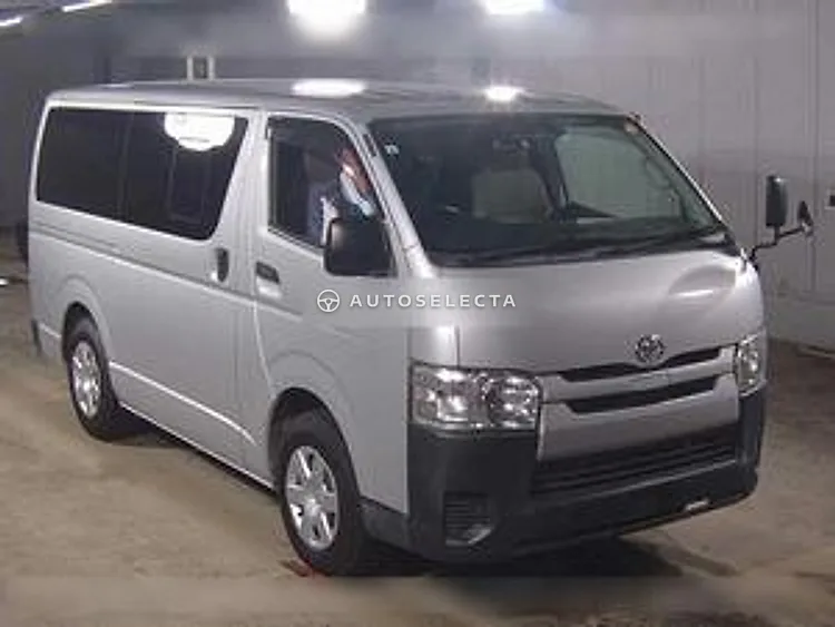 Toyota Hiace Van 2018, photo 1 of 6