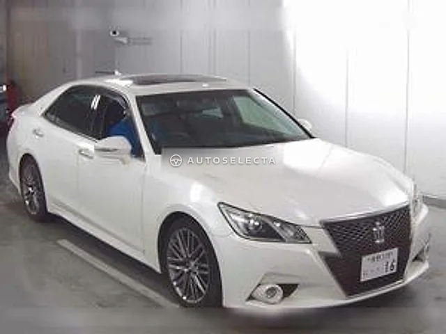 Toyota Crown 2013, auction grade 4