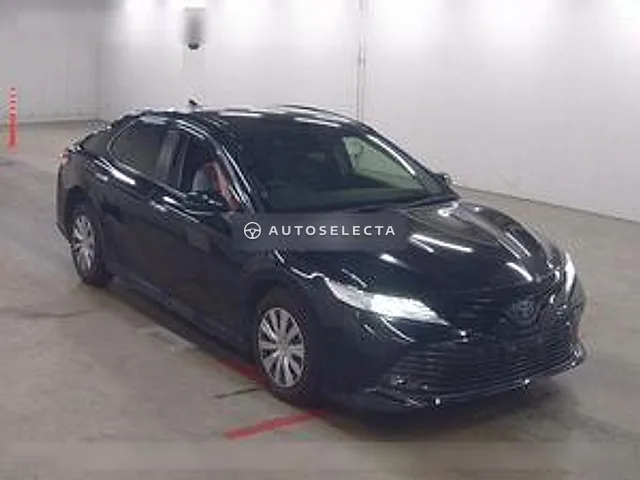 Toyota Camry 2020, auction grade 3
