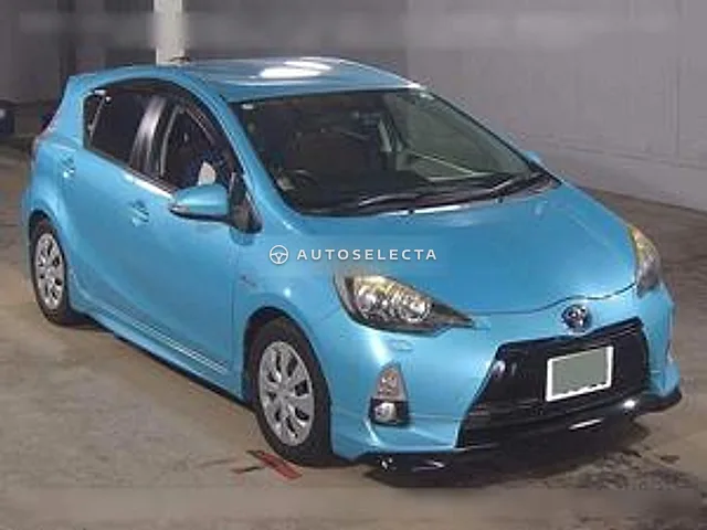 Toyota Aqua 2012, auction grade 4