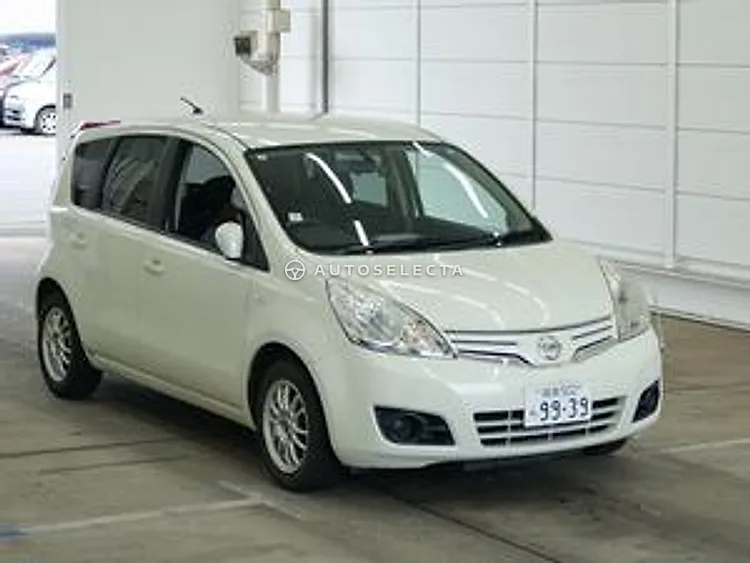 Nissan Note 2011, photo 1 of 1