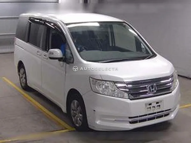 Honda Stepwgn 2014, auction grade 3.5