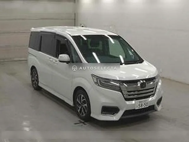 Honda Stepwgn Spada 2021, auction grade 4.5