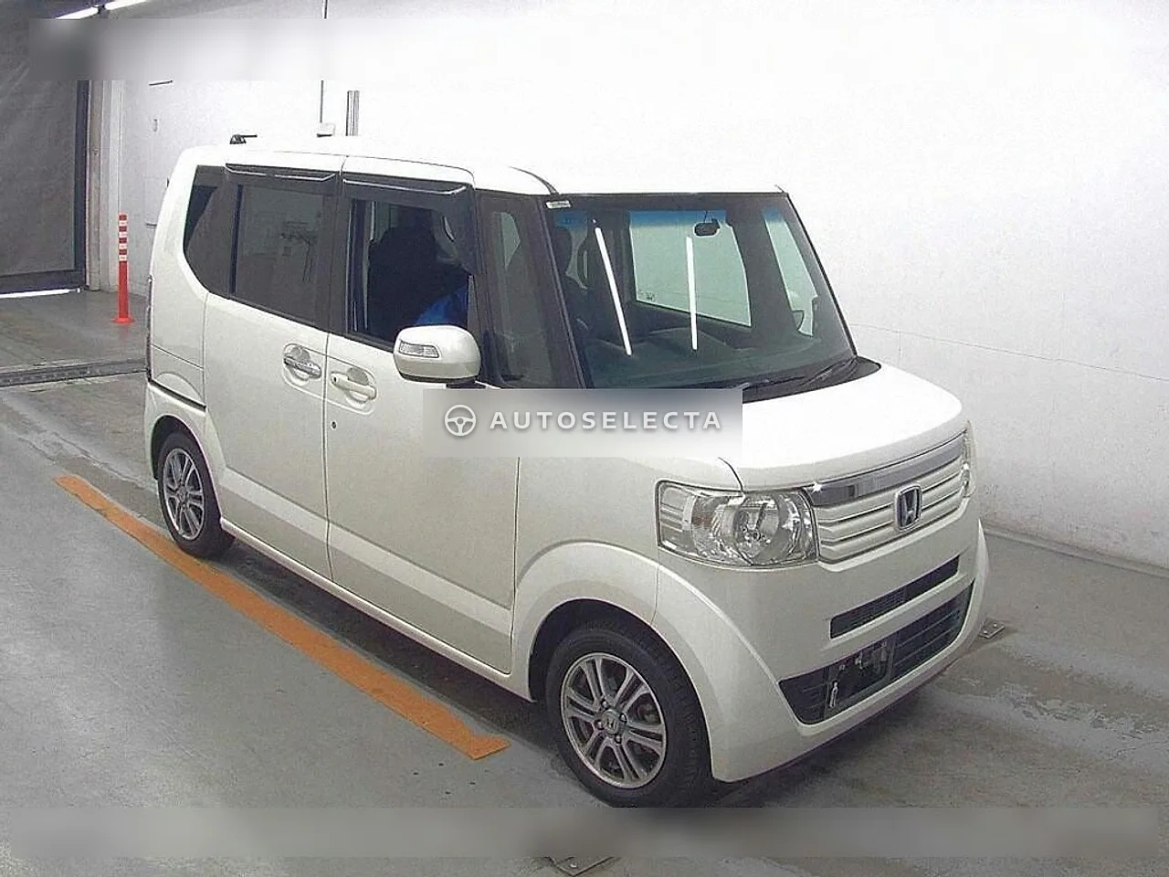 Honda N-BOX 2013, photo 1 of 1