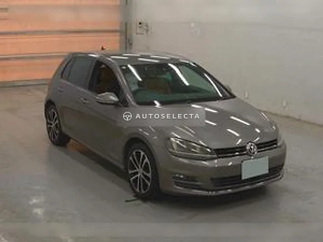 Volkswagen Golf 2014, auction grade 4