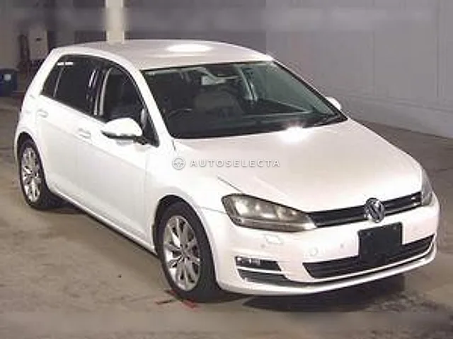 Volkswagen Golf 2013, auction grade 4