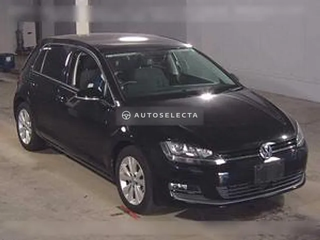 Volkswagen Golf 2013, auction grade 4.5