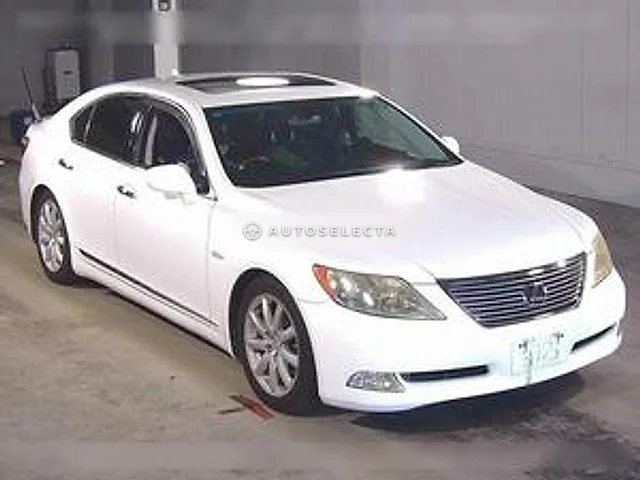 Lexus LS 2007, auction grade 4
