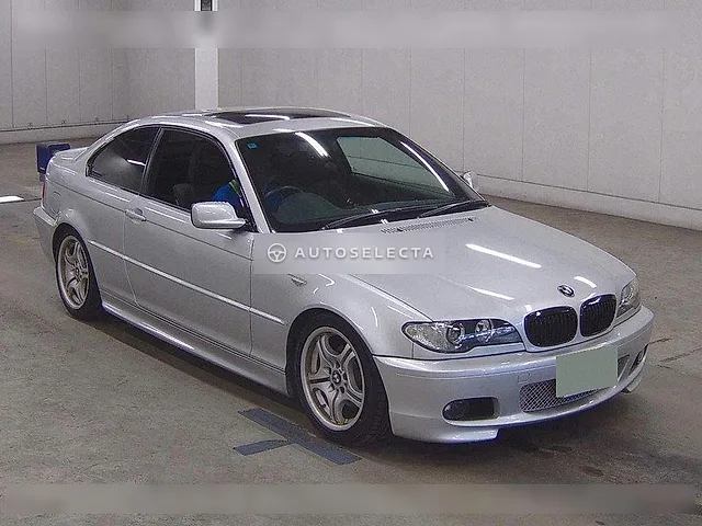 BMW 3 Series 2004, auction grade 3.5