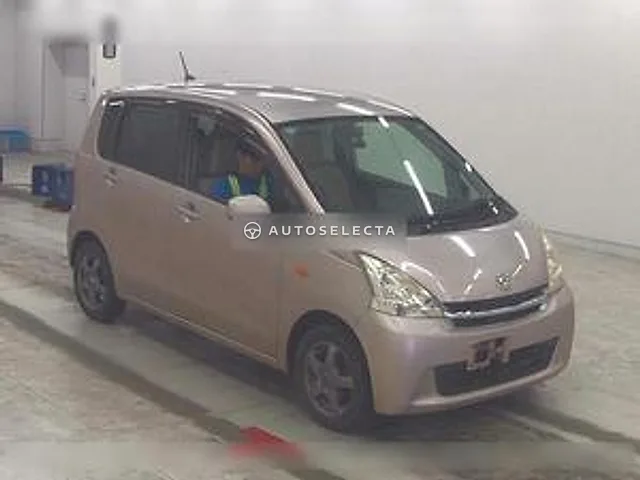 Daihatsu Move 2011