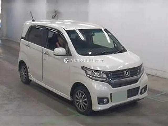 Honda N-WGN Custom 2016, auction grade 4