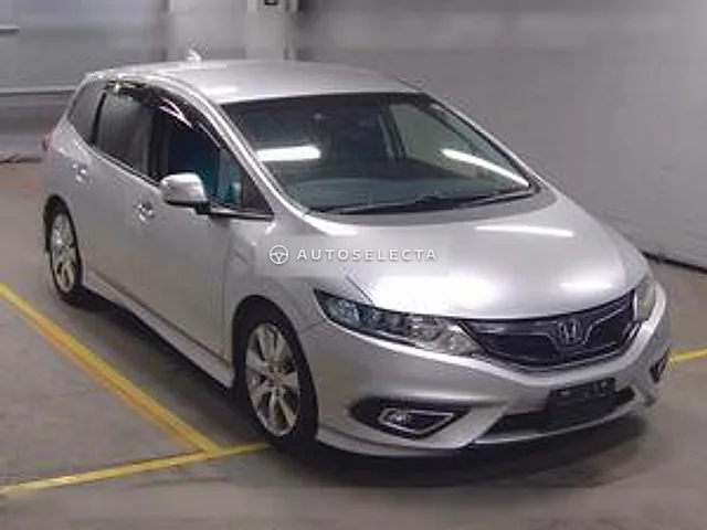 Honda Jade 2015, auction grade 3.5