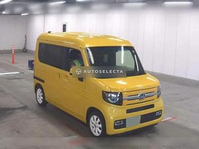Honda N-VAN Plus Style 2019, auction grade 3
