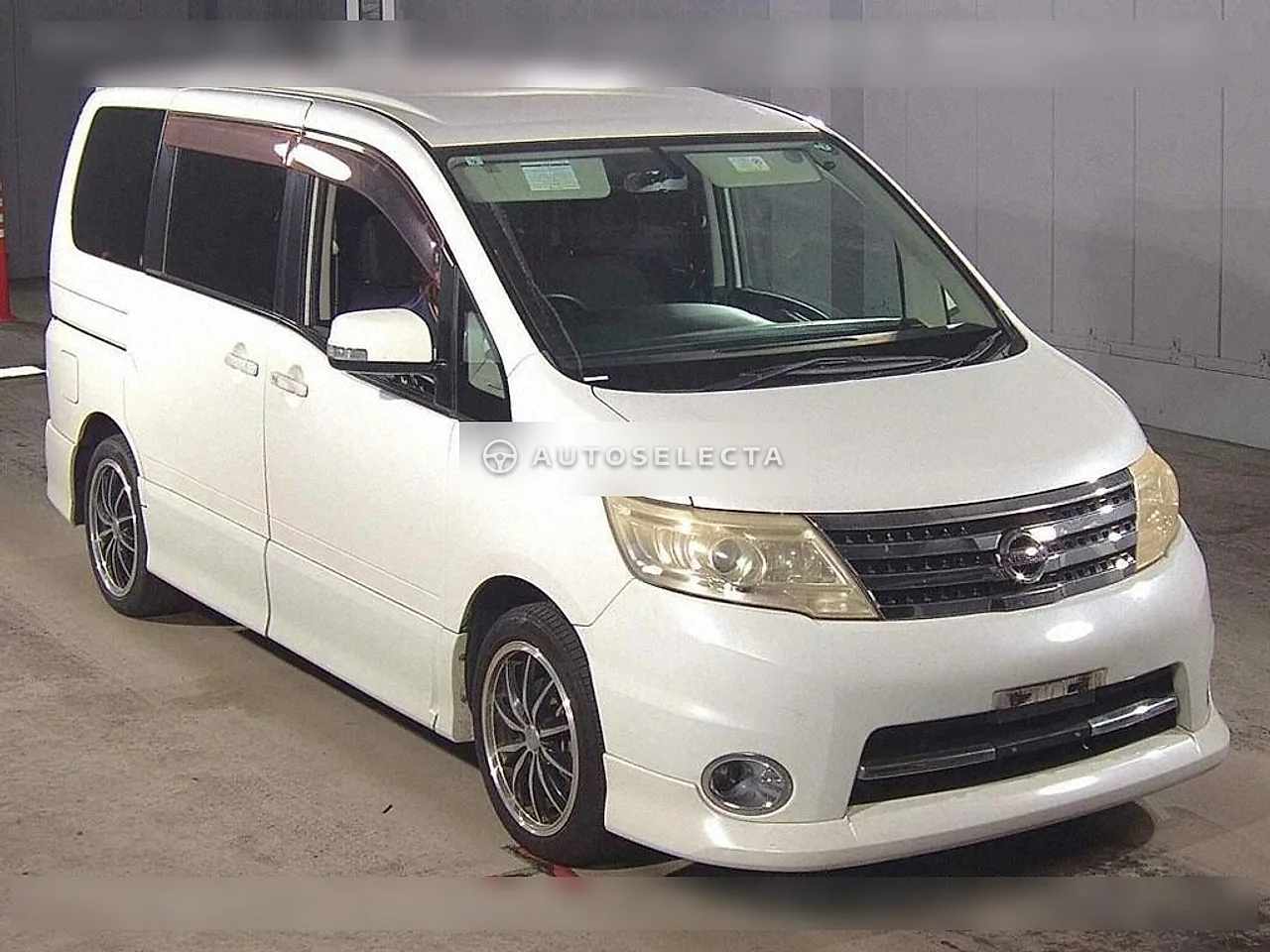 Nissan Serena 2009, photo 1 of 1