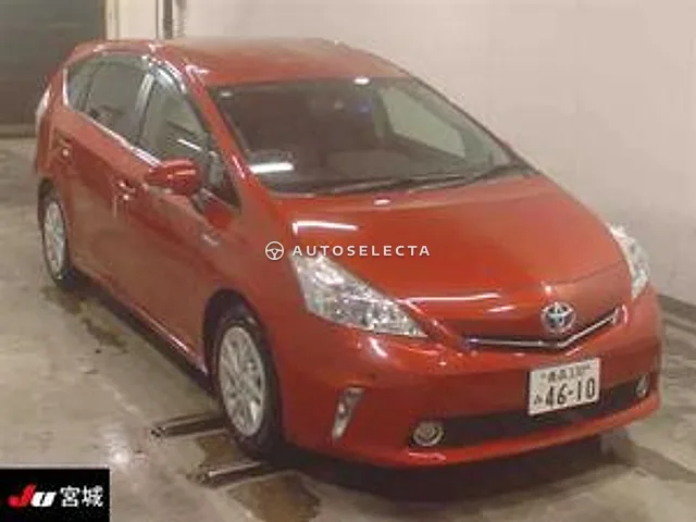 Toyota Prius Alpha 2013, auction grade 4