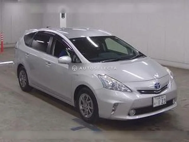 Toyota Prius Alpha 2013, auction grade 4.5