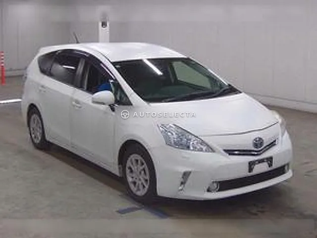 Toyota Prius Alpha 2012, auction grade R