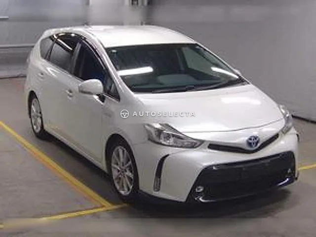 Toyota Prius Alpha 2016, auction grade 3.5