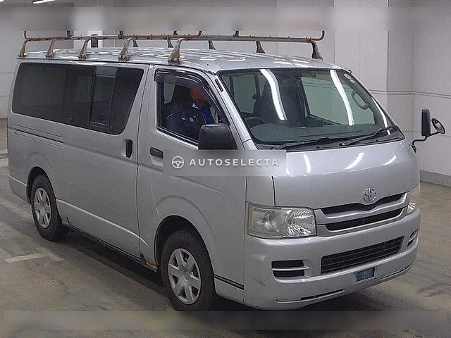Toyota Hiace Van 2009, auction grade R2