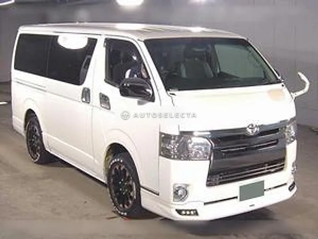 Toyota Hiace Van 2015, auction grade 3