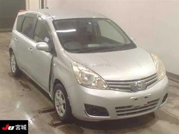 Nissan Note 2012, photo 1 of 1