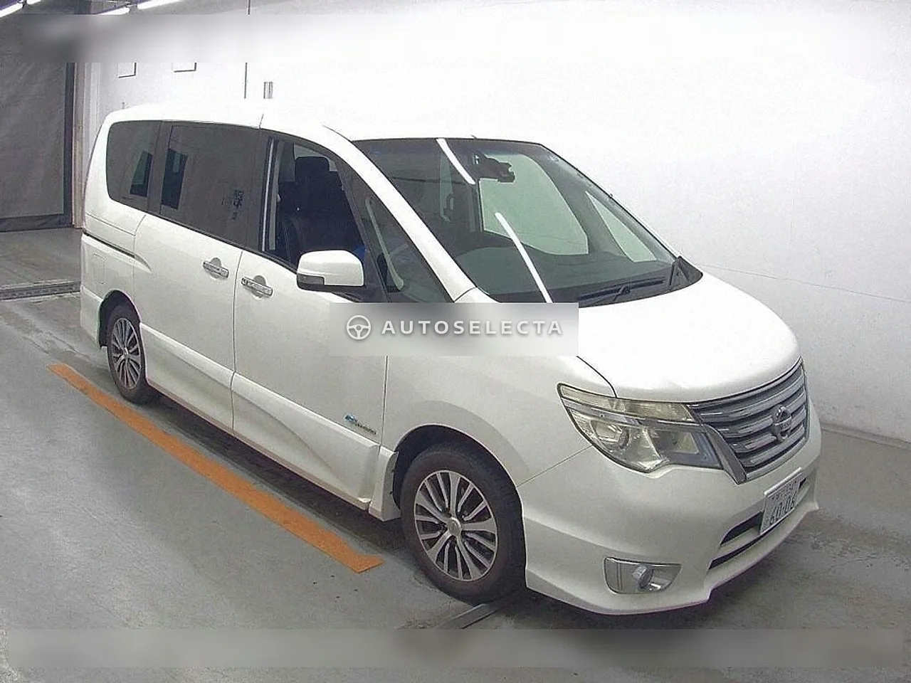 Nissan Serena 2014, photo 1 of 1