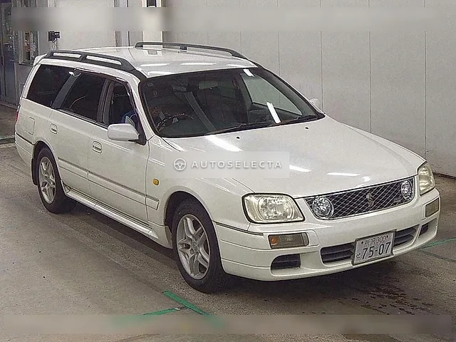 Nissan Stagea 2000, auction grade 3.5
