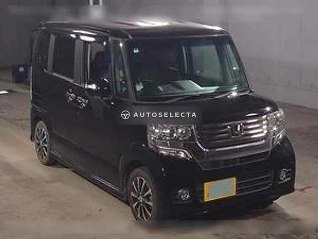 Honda N-BOX Custom 2012, auction grade 3.5