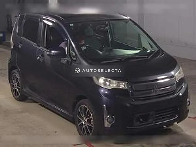 Mitsubishi eK Custom 2013, auction grade 3.5