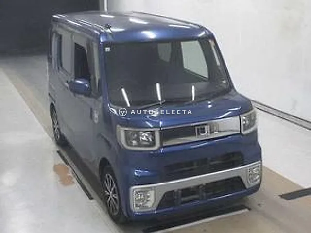 Daihatsu Wake 2015, auction grade 3.5