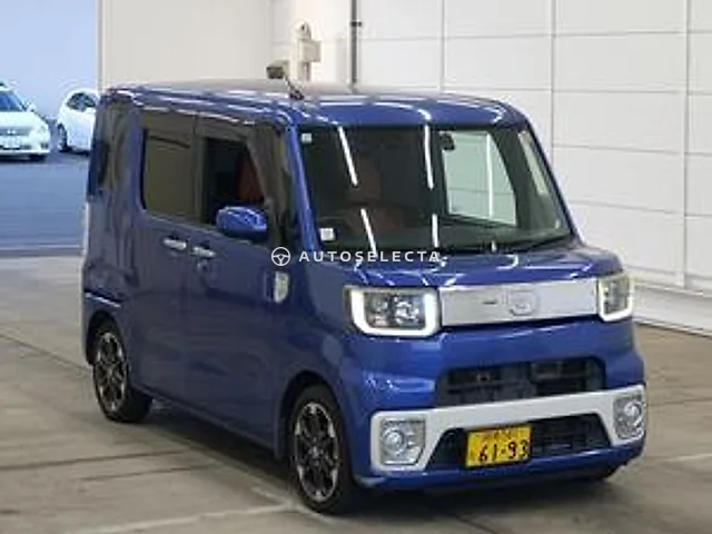 Daihatsu Wake 2015, auction grade 3