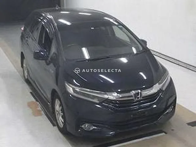 Honda Shuttle 2016, auction grade 3.5