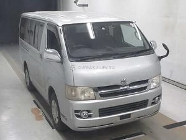 Toyota Hiace Van 2007, auction grade R