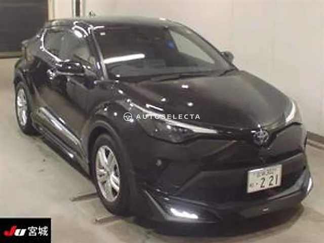 Toyota C-HR 2022, auction grade 4.5