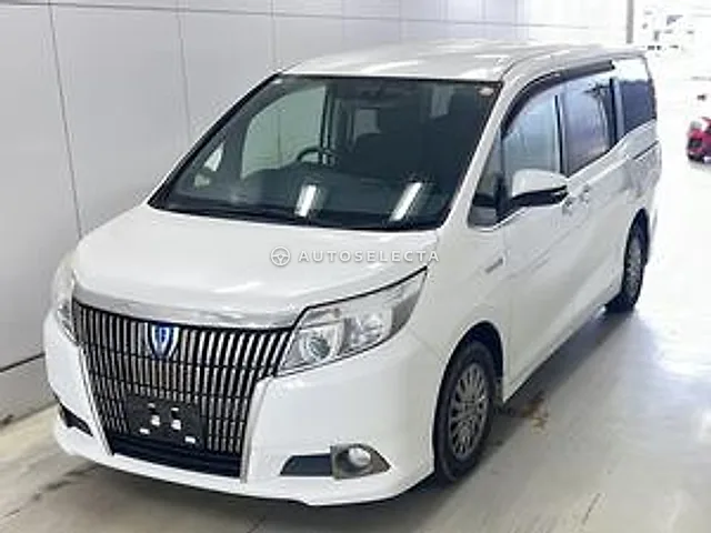 Toyota Esquire 2015, auction grade R