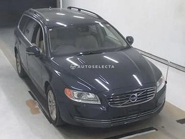 Volvo V70 2014, auction grade 3.5
