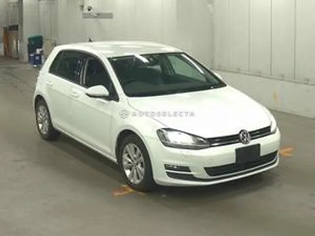 Volkswagen Golf 2015, auction grade 4